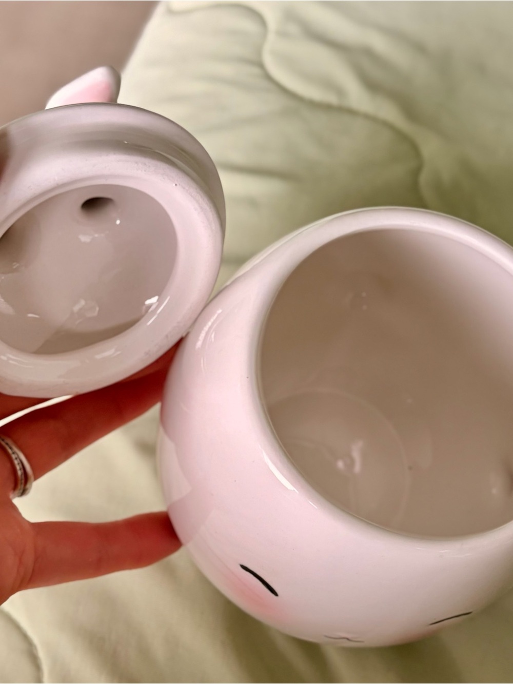 Cute Cottagecore Bunny Ceramic Mug with Lid - White and Pink - Picture 4 of 7